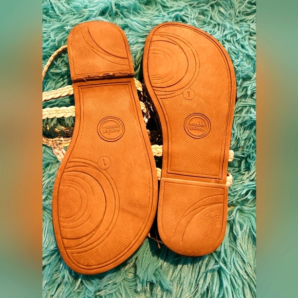 Wonder Nation Criss-Cross Braided Sandals - Picture 3 of 3
